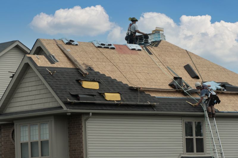 What To Expect During An Asphalt Shingle Roof Installation